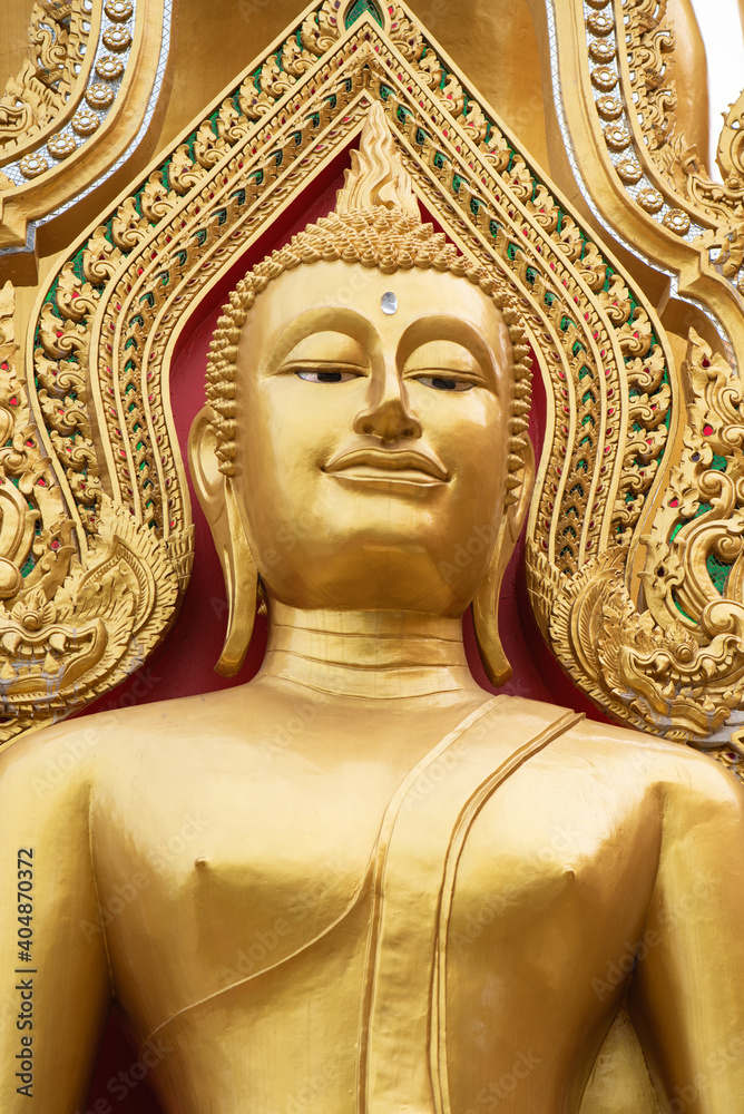 The golden buddha in the temple
