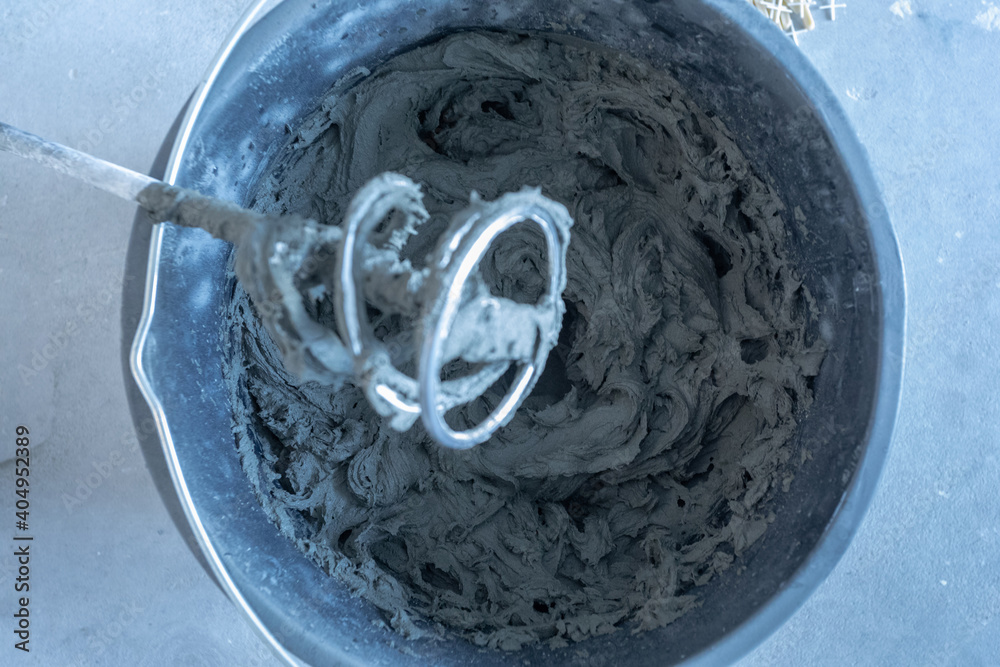 The process of mixing mortar with a perforator with a special nozzle The process of mixing mortar with a perforator with a special nozzle