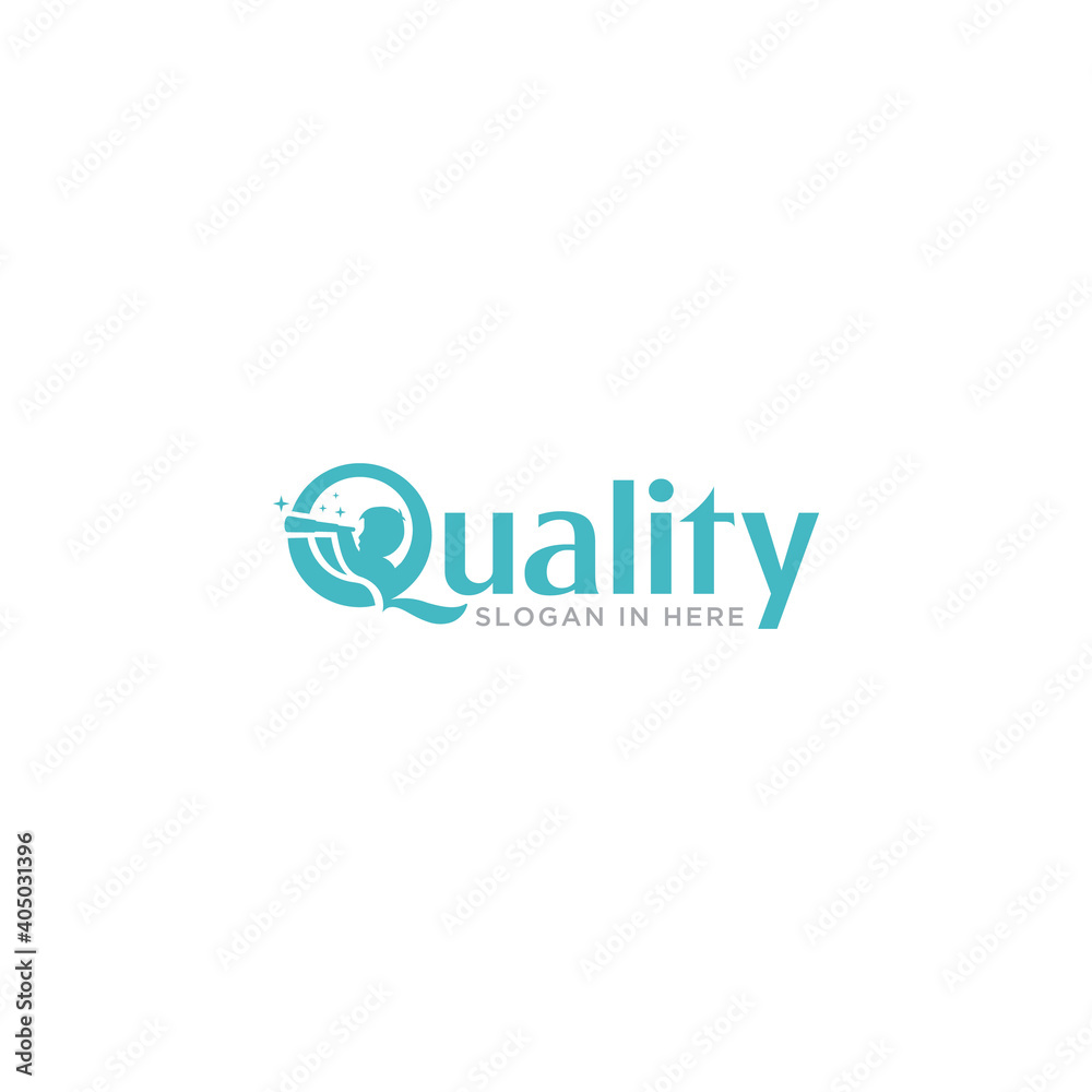 Initial letter q logo with child using telescope symbol Premium Vector