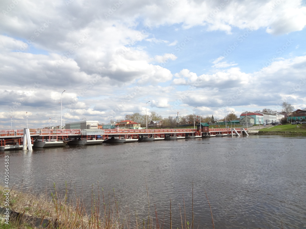 Pontoon bridge in the suburbs of Kolomna