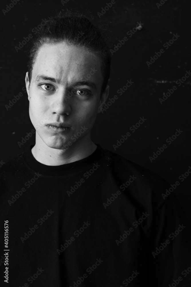 Obraz premium Black and white emotional portraits of man