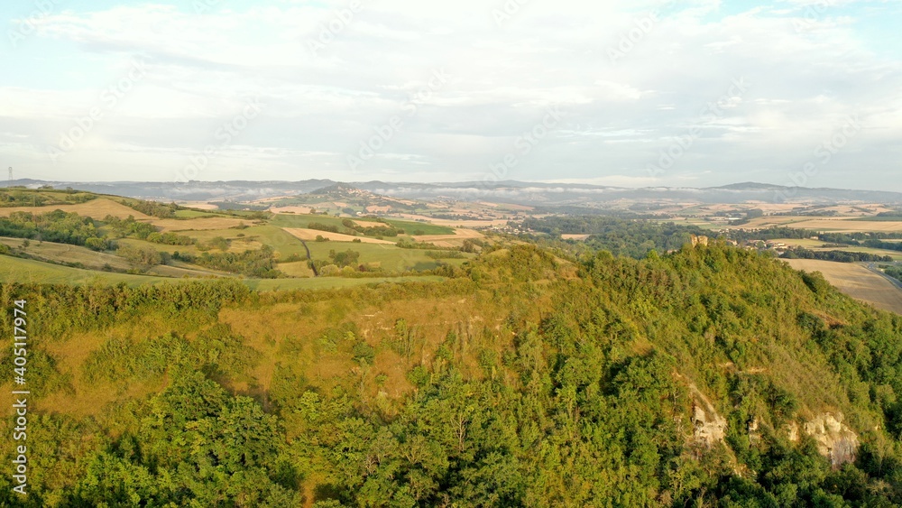 Survol de la rivière Allier près d'Issoire en Auvergne
