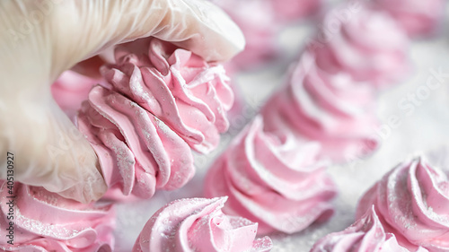 Fototapeta Naklejka Na Ścianę i Meble -  Homemade raspberry marshmallows. Homemade healthy sweets, natural candy.