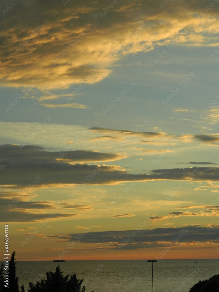 Fototapeta premium sunset over the sea