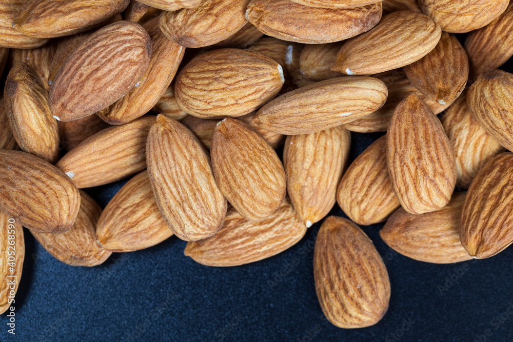 Fototapeta premium almonds that are used for food