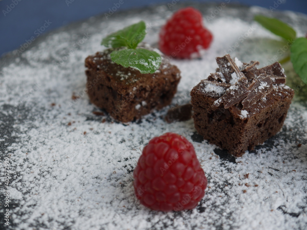 Schokoladen-Himbeer-Traum Stock Photo | Adobe Stock Schokoladen-Himbeer-Traum Stock Photo | Adobe Stock