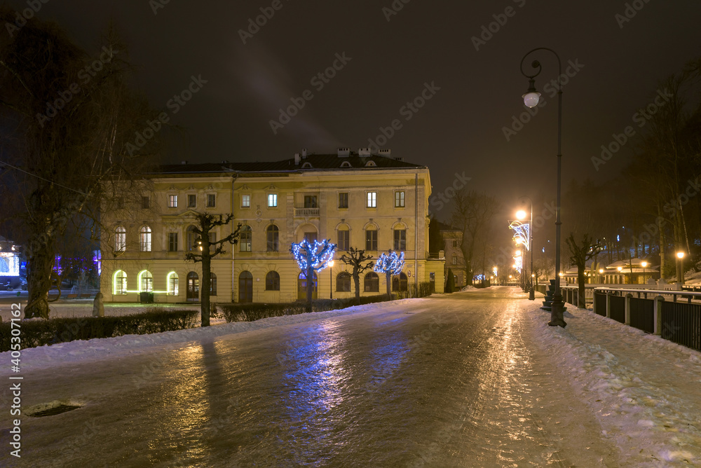 Dietls boulevards in Krynica Zdroj at winter night