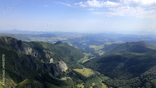 vue aérienne de la vallée de Chaudefour, puy-de-Sancy, Auvergne, France
