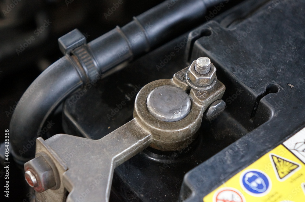 The battery connector with nuts and bolts for the car. The battery connector with nuts and bolts for the car.