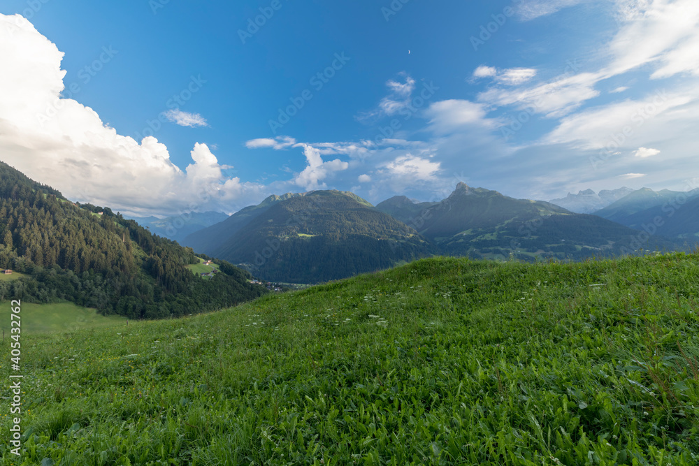 Fototapeta premium Abendblick auf das Montafon