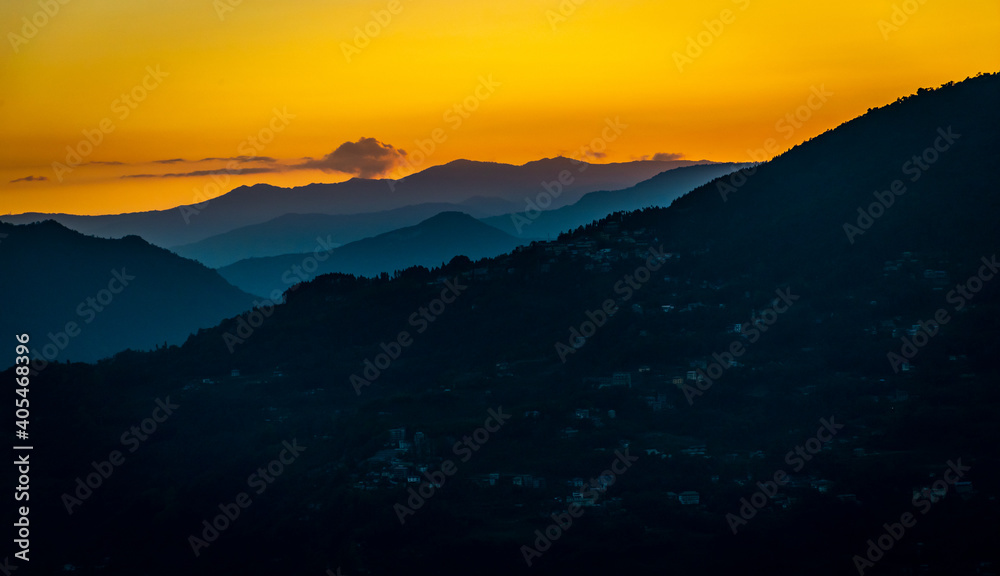 Fototapeta premium Sunset in the Himalayan Mountain