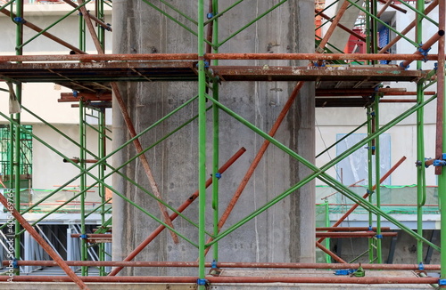 Scaffolding on elevated reinforced concrete structure