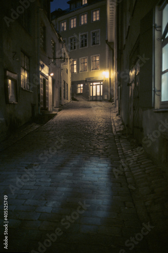 Abends in der Altstadt von Tallinn (Estland)