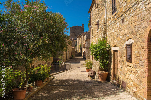 Fototapeta Naklejka Na Ścianę i Meble -  A street in the historic medieval village of Rocchette di Fazio near Semproniano in Grosseto Province, Tuscany, Italy
