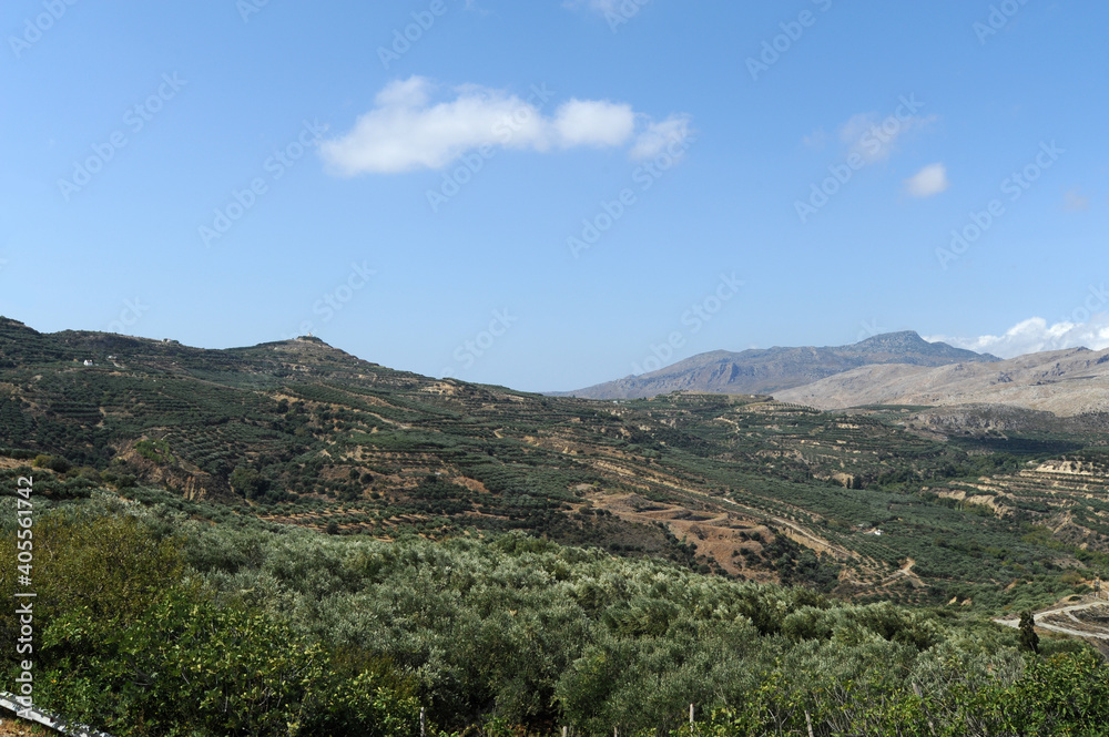 La plaine de Praissos vue depuis Agios Spyridon près de Sitia en Crète