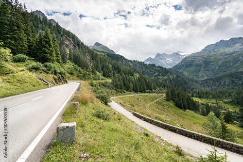 Swiss Alpen Straße 