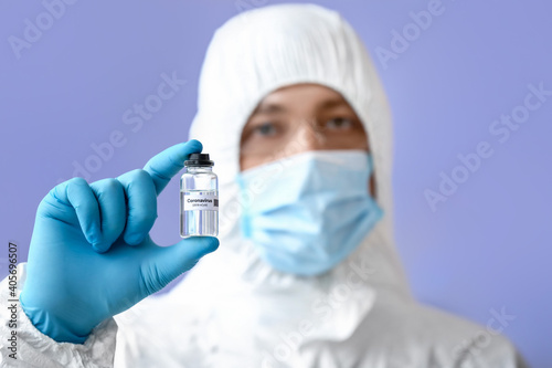 Scientist with covid-19 vac...