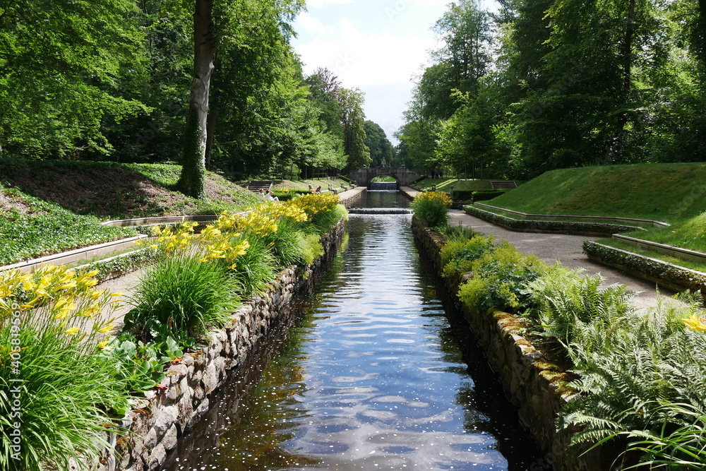 Fototapeta premium Ludwigsluster Kanal im Schlosspark Ludwigslustd
