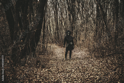 forest, nature, tree, people, outdoor, walk, trees, plague, disease, doctor, help, covid-19, cosplay, costume, Church, black, mask, Raven, cross, oppression