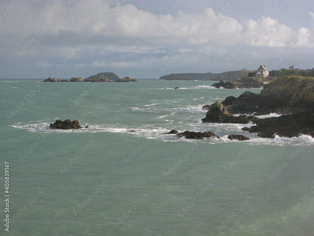 Eau turquoise vers Saint-Malo un matin d'hiver Eau turquoise vers Saint-Malo un matin d'hiver