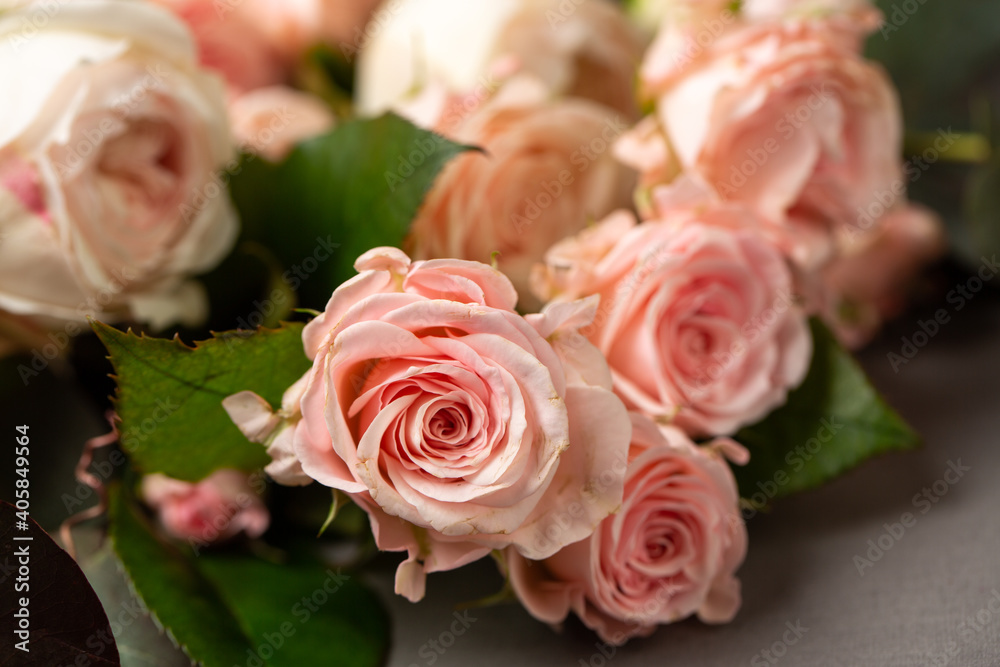 Roses for woman for special occasion Roses for woman for special occasion