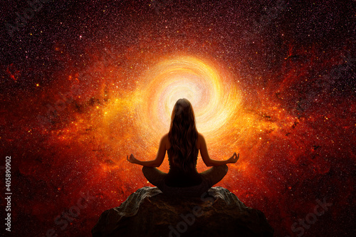 Schilderij op canvas Woman with yoga pose in front of the universe