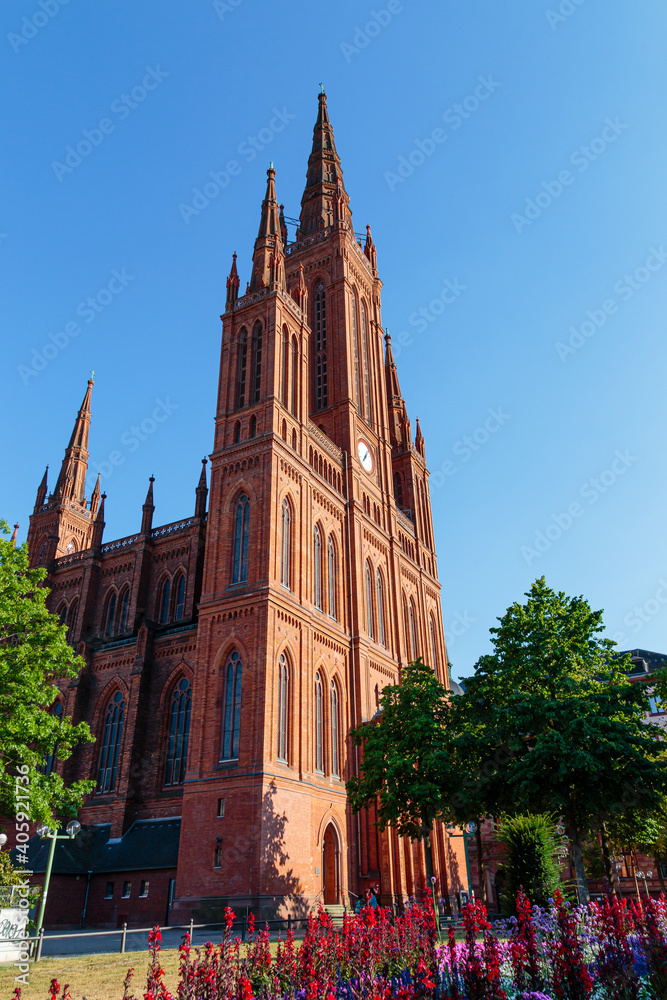 Fototapeta premium Wiesbaden, die Marktkirche, 18.07.2018.