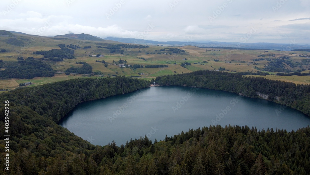 lacs et volcans d'Auvergne autour du puy de Sancy