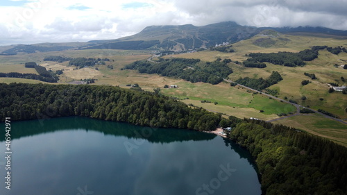 lacs et volcans d'Auvergne autour du puy de Sancy