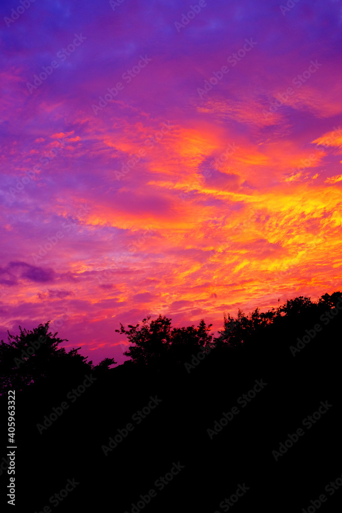 Fototapeta premium Beautiful fiery sunset during twilight hour