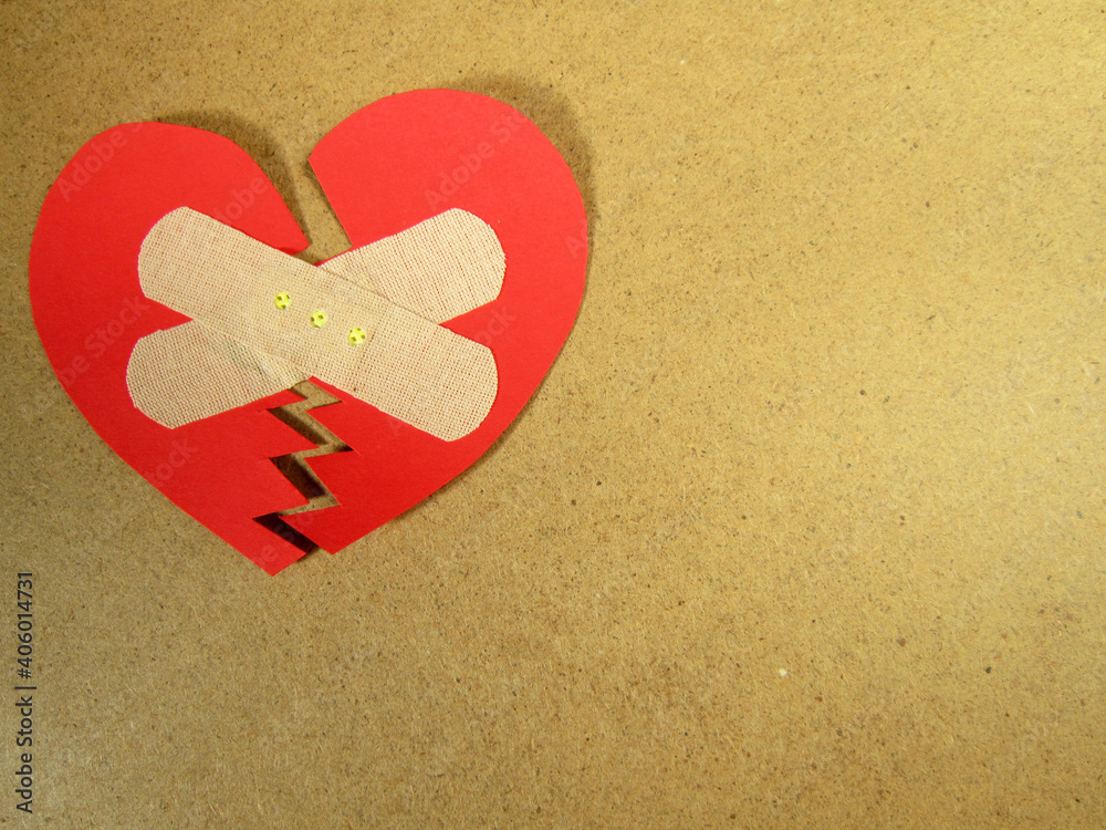 Fototapeta premium a red broken heart