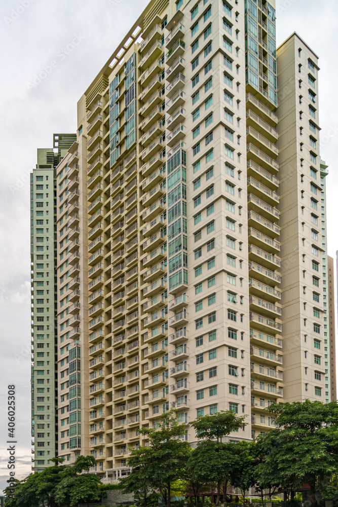 Vertical photo of building or apartment in the city center