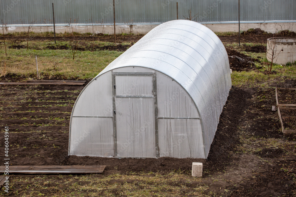 Greenhouse for growing vegetables
