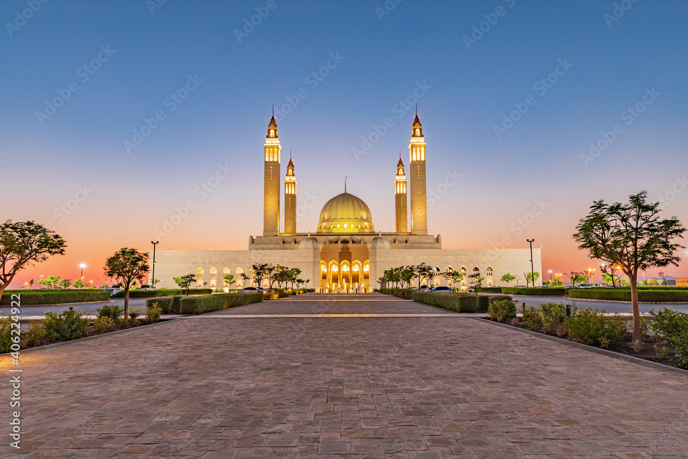 Sunset at the Sultan Qaboos Grand Mosque.