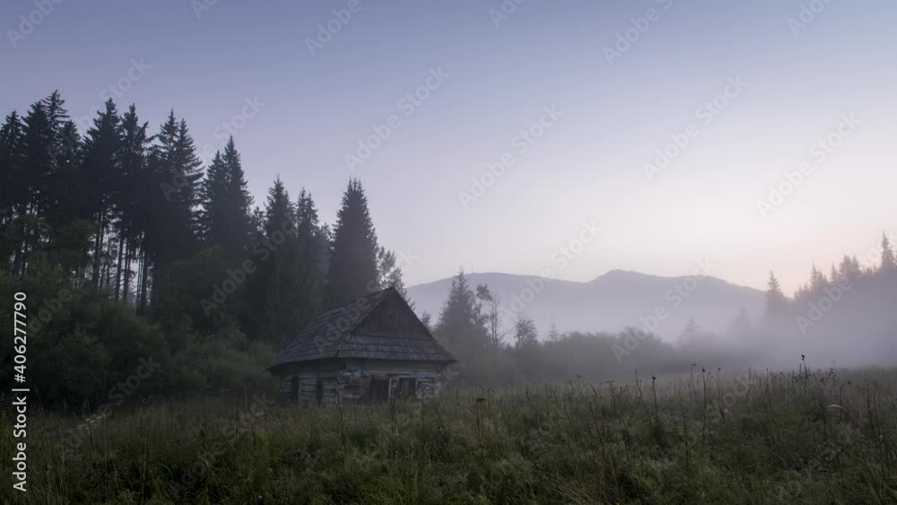 4K Timelapse of Dawn Under the Kralova Hola, Chamkova Stodola, Misty Morning and Old Wooden Hut in the Mountains 4K Timelapse of Dawn Under the Kralova Hola, Chamkova Stodola, Misty Morning and Old Wooden Hut in the Mountains