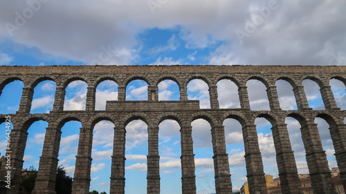 Bild auf Leinwand Roman aqueduct in Segovia, Spain