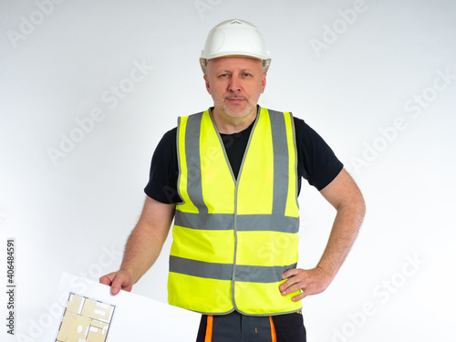 Builder with an apartment p...