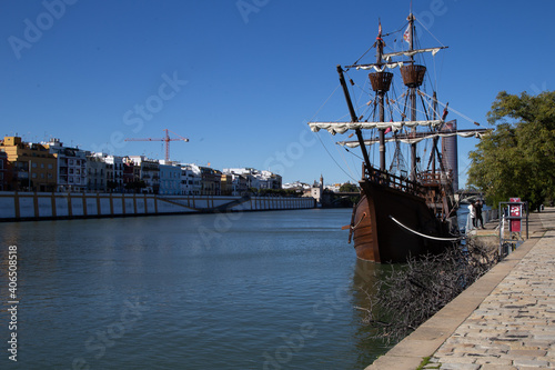 Vieux bateau Séville