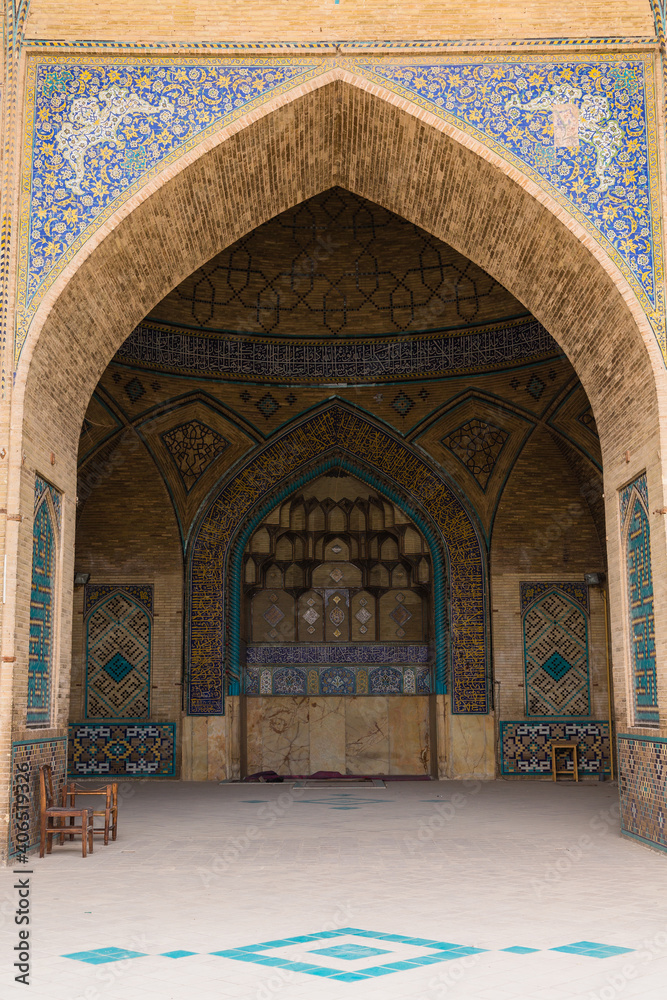 イラン　エスファハーンのモスクのミフラーブ
