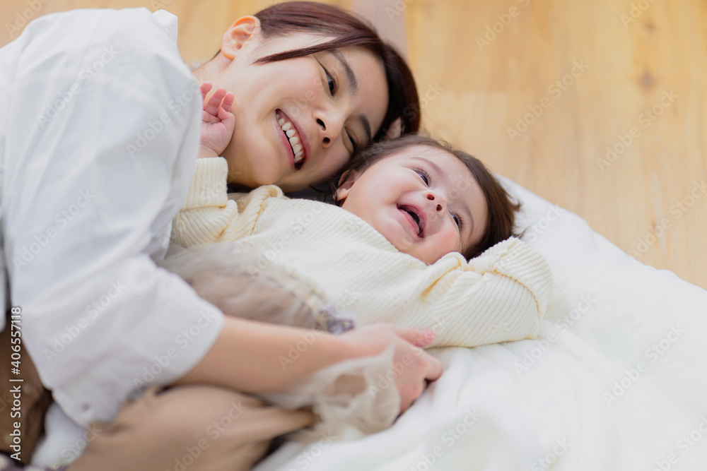 赤ちゃんと母親 赤ちゃんと母親