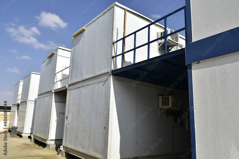 	
Portable house and office cabins. Labor Camp. Porta cabin. small temporary houses	
small temporary houses. Portacabin.
