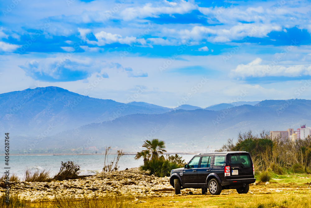 Fototapeta premium Car 4x4 on spanish coast