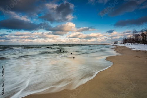 Fototapeta Naklejka Na Ścianę i Meble -  Winter landscape of a snow covered beach at Baltic Sea in Gdansk. Poland