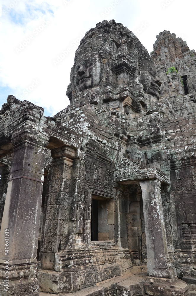 ANGKOR THOM LE BAYON 12 éme SIÈCLE