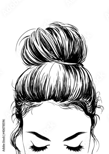 girl with cute bun hairstyles