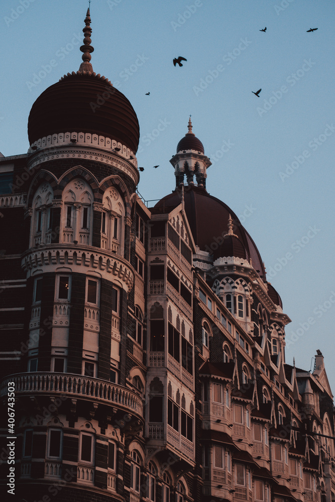 Fototapeta premium Taj hotel during Golden hours