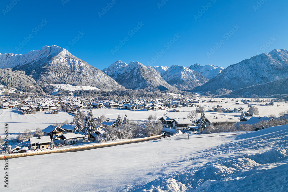 Oberstdorf - Allgäu - Winter - Schnee - Ort