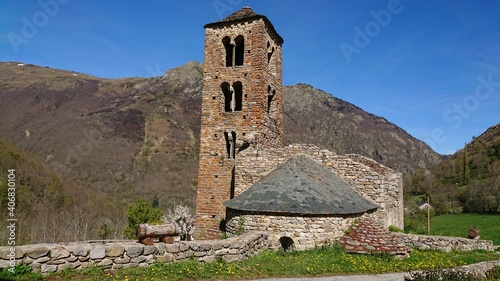église romane Merens les Vals