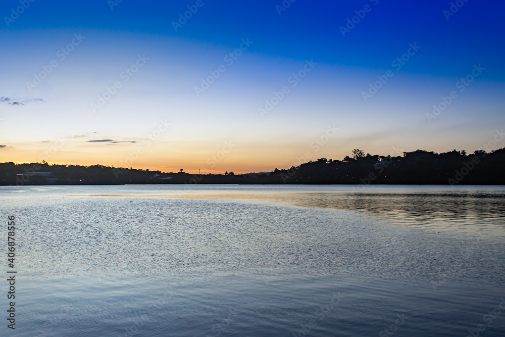 Linda foto do entardecer na lagoa da Pampulha BH MG