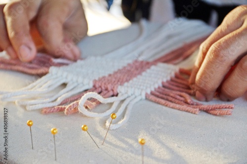 Knitting coaster by macrame knitting